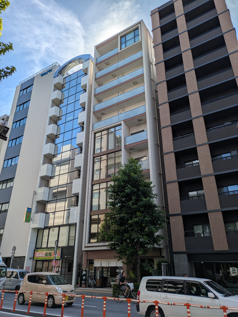v20251014150838/fresh/building/J00100467919_7