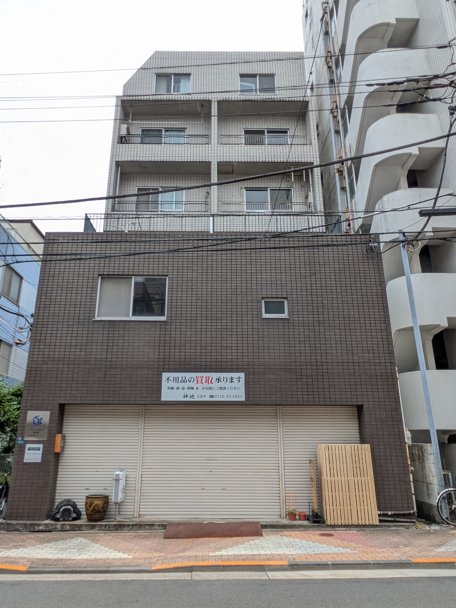 v20251014150839/fresh/building/J00100364960_1