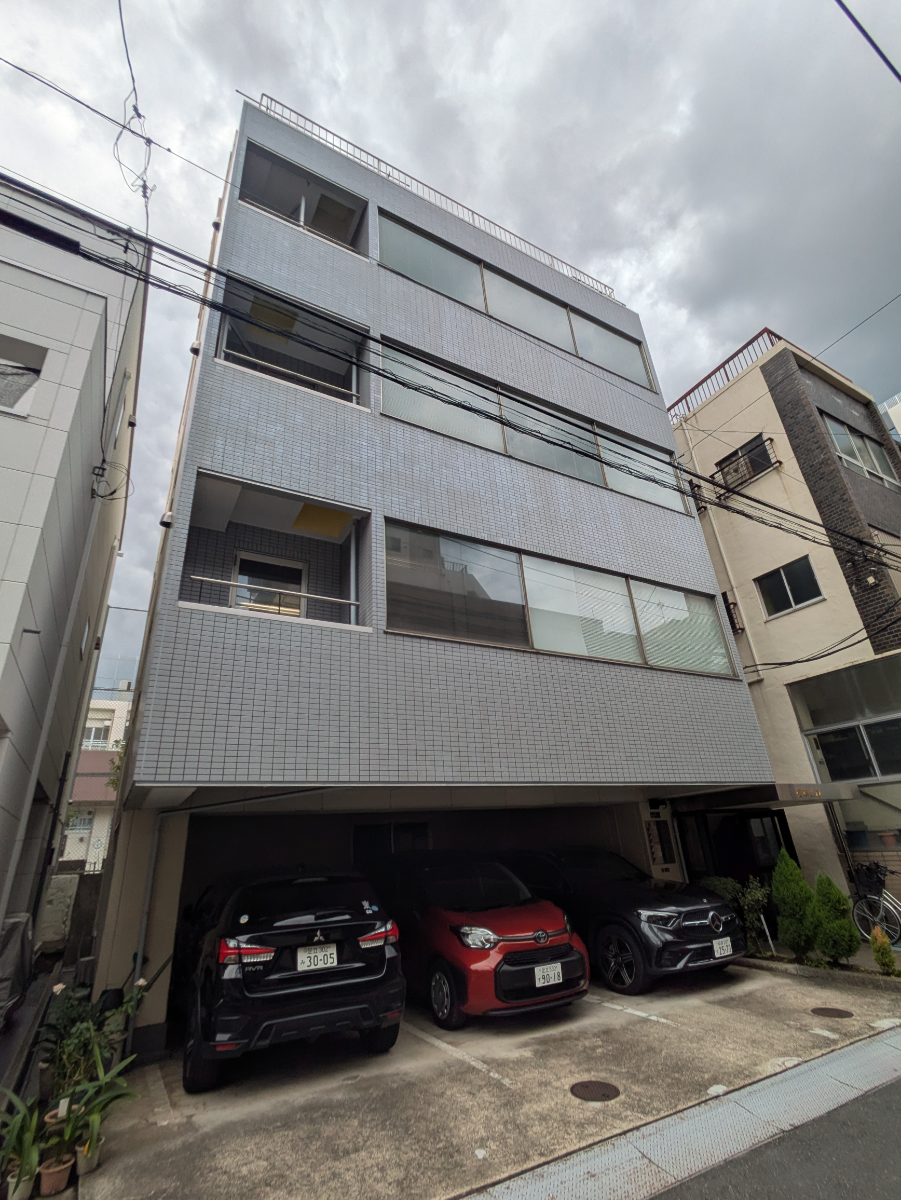v20251014150839/fresh/building/J00100369304_7