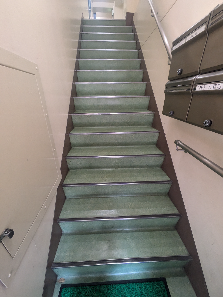 v20251014150839/fresh/building/J00100378135_4