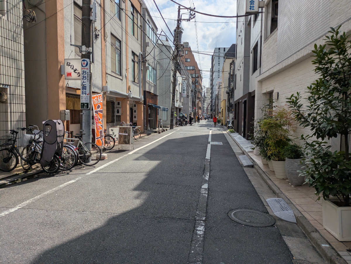 v20251014150839/fresh/building/J00100379856_2