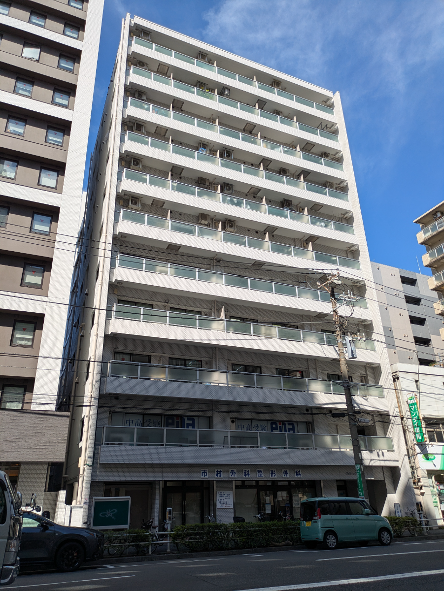 v20251014150839/fresh/building/J00100380302_6