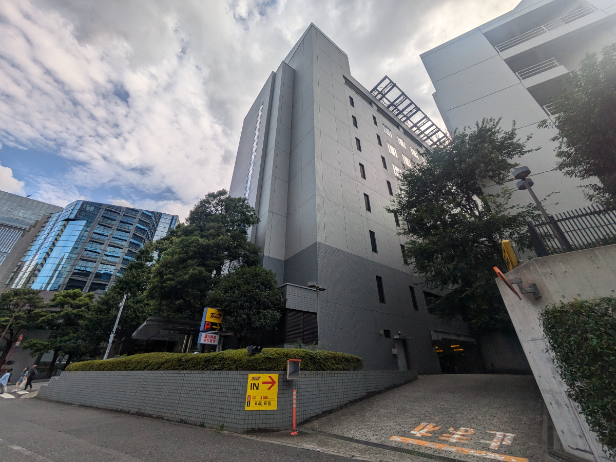 v20251014150839/fresh/building/J00100384288_5