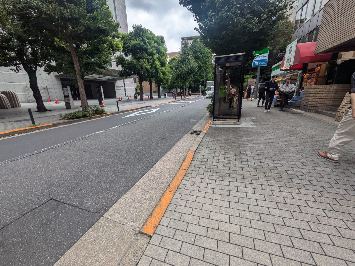 v20251014150839/fresh/building/J00100384297_9