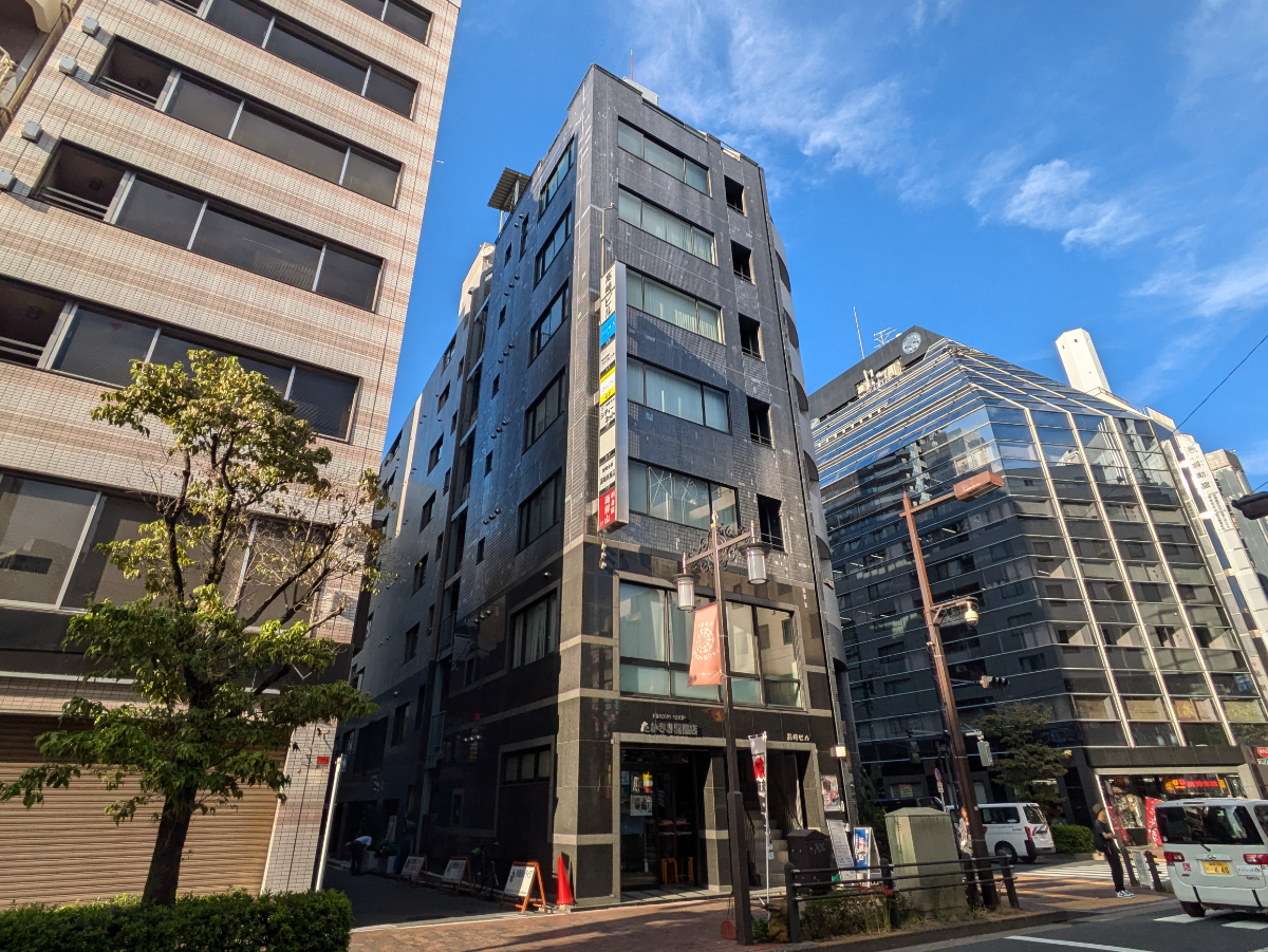 v20251014150839/fresh/building/J00100389990_6