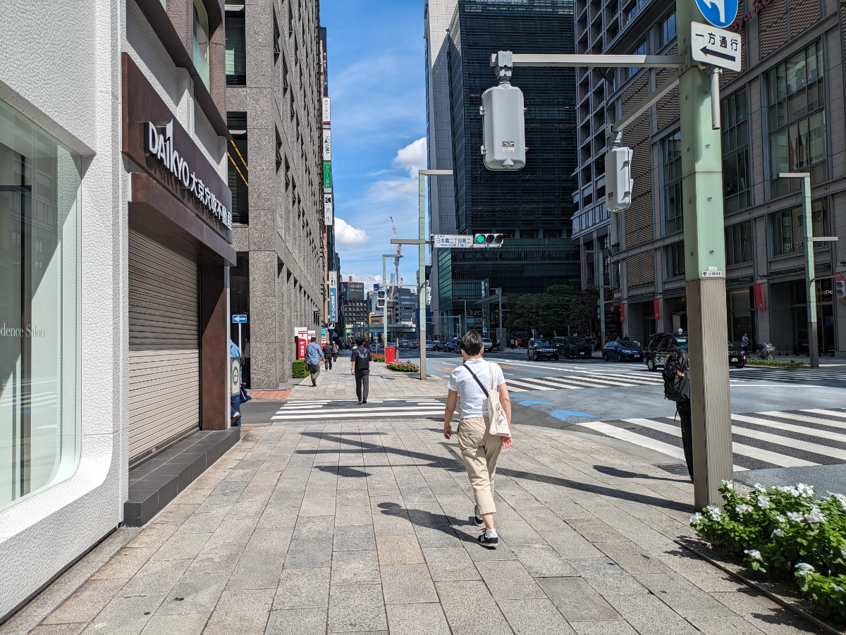 v20251014150839/fresh/building/J00100392465_2