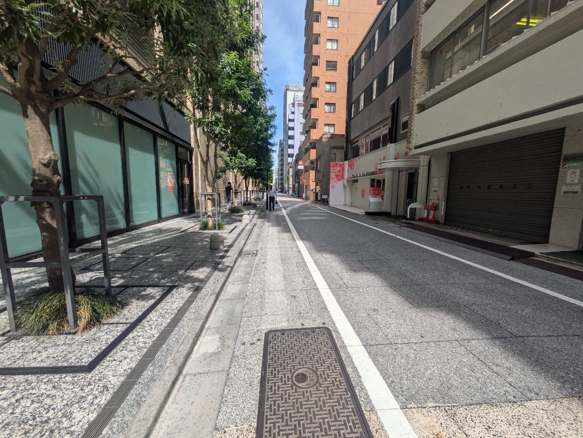v20251014150839/fresh/building/J00100392563_12