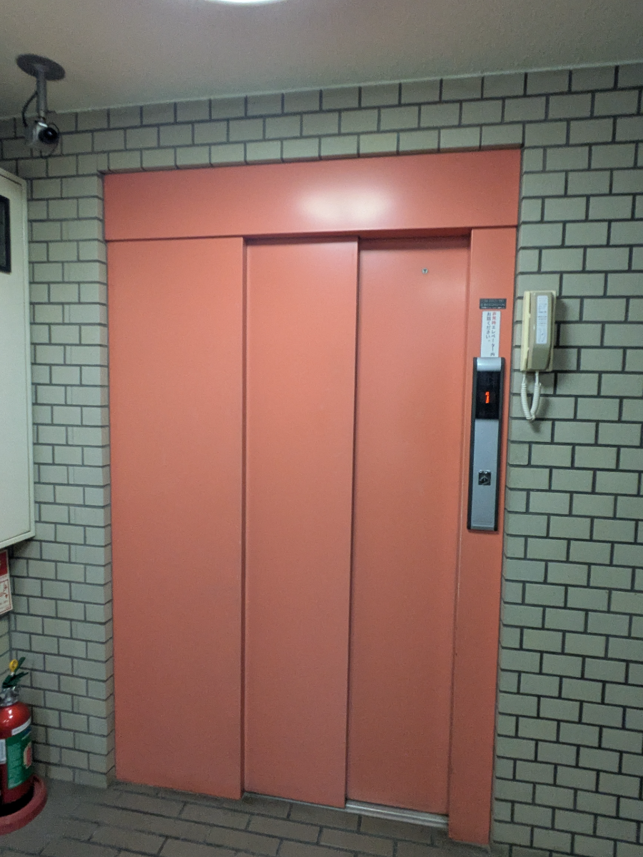 v20251014150839/fresh/building/J00100392856_4