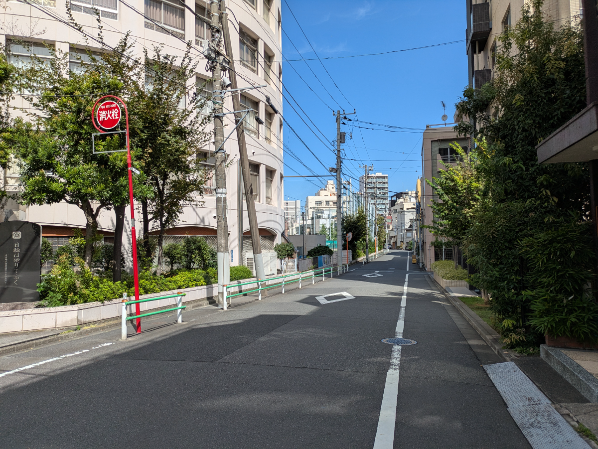 v20251014150839/fresh/building/J00100402887_2