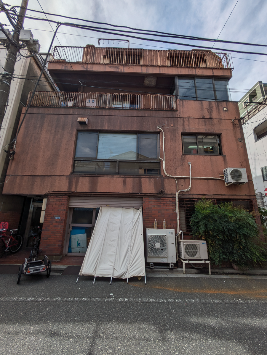 v20251014150839/fresh/building/J00100407842_6