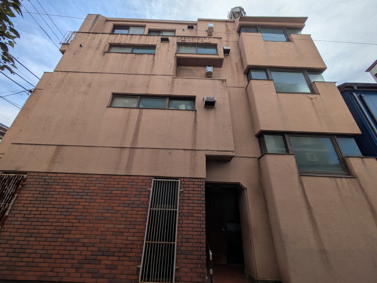 v20251014150839/fresh/building/J00100407842_8
