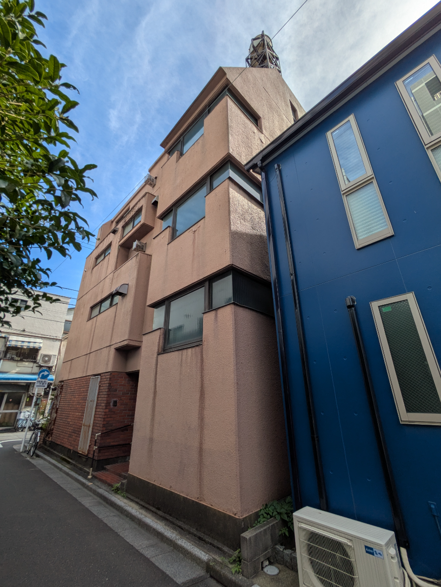 v20251014150839/fresh/building/J00100407842_9