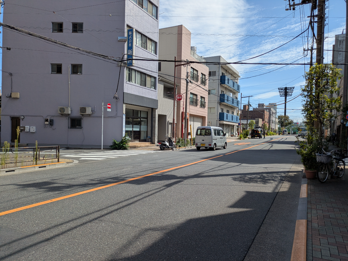 v20251014150839/fresh/building/J00100413706_13