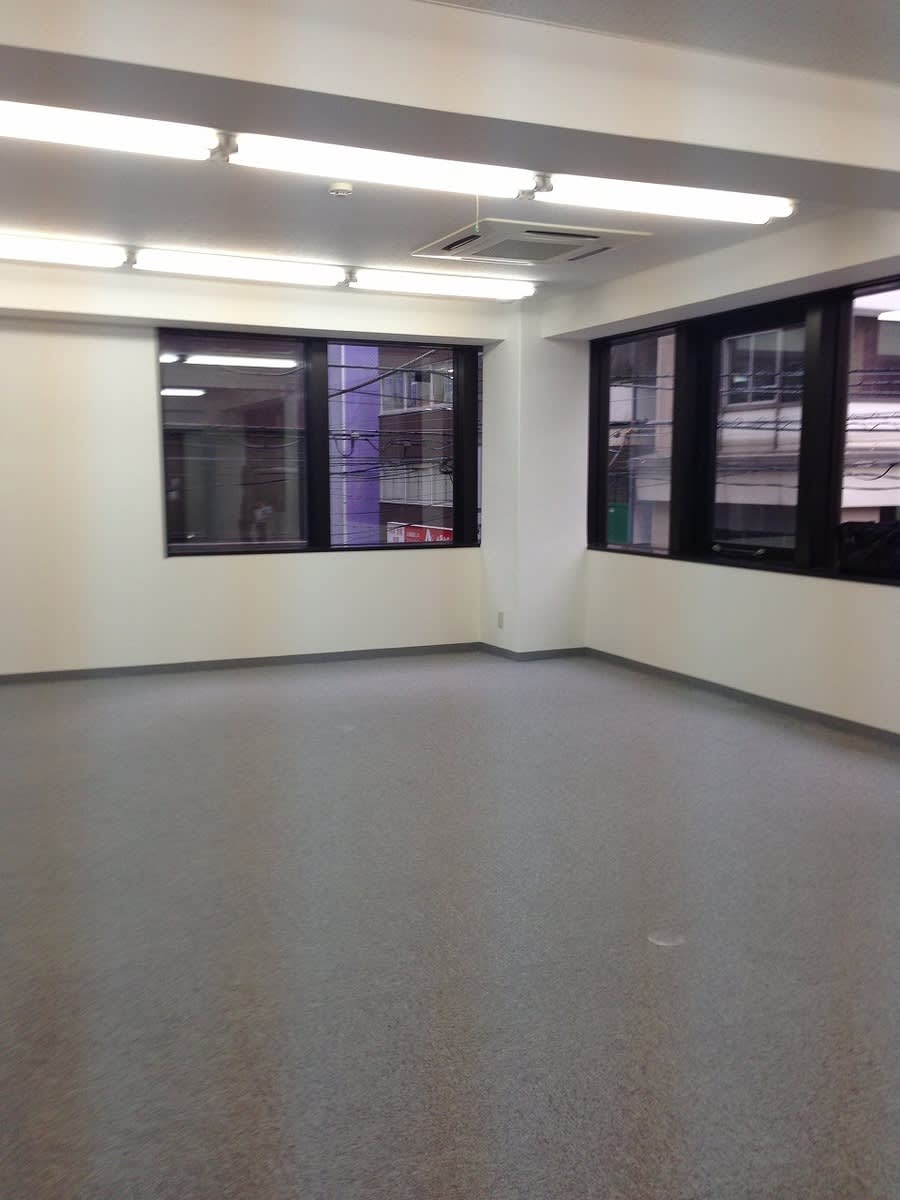 v20251014150839/fresh/building/J00100415005_6