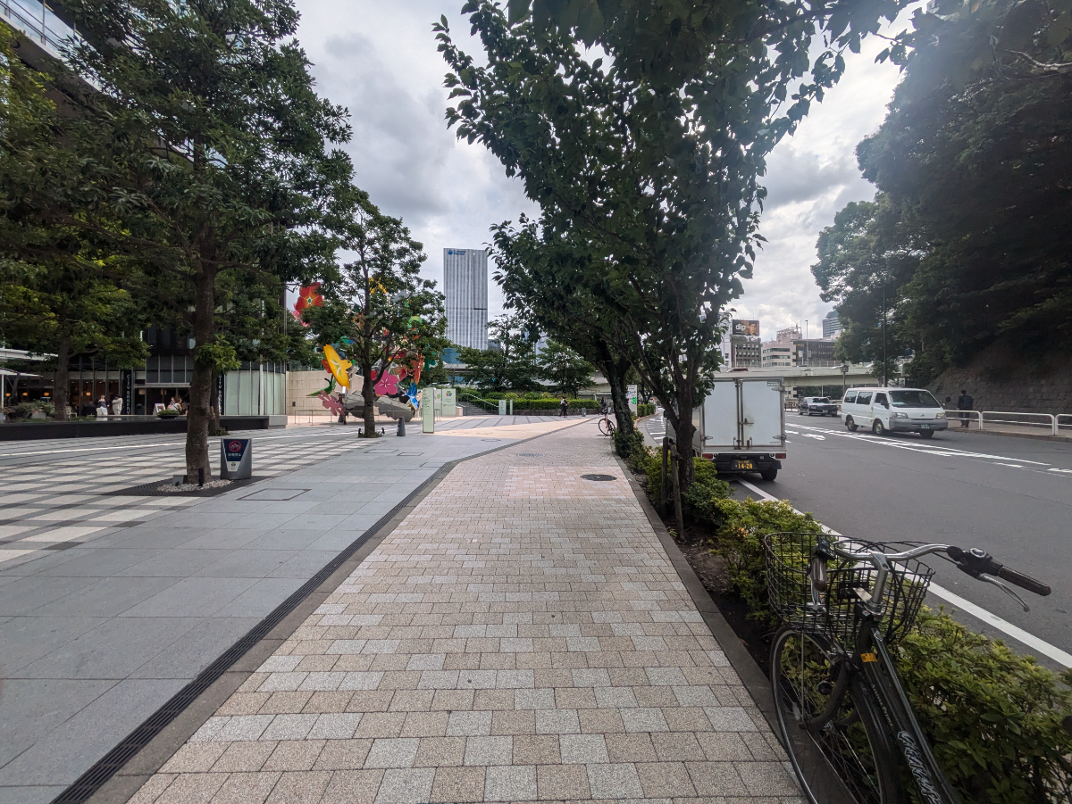 v20251014150839/fresh/building/J00100416616_13