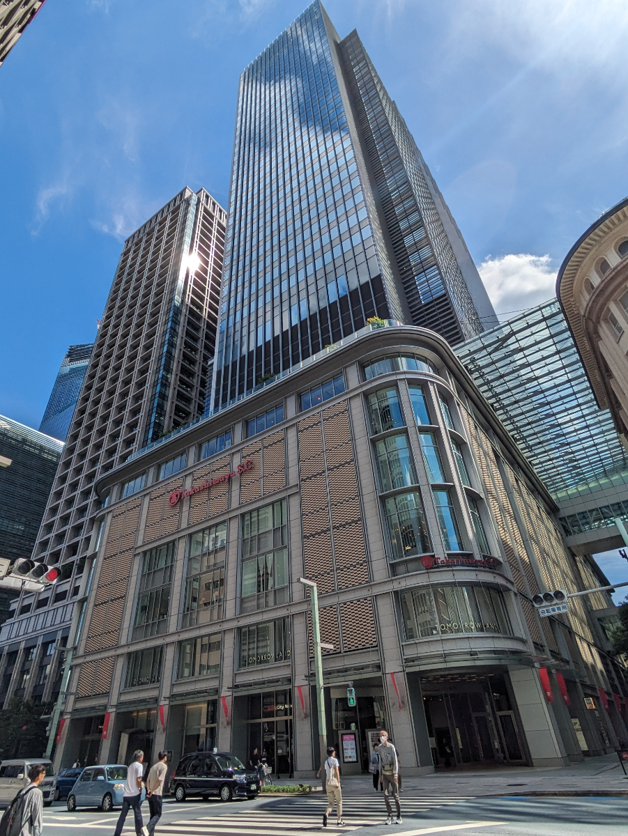 v20251014150839/fresh/building/J00100418304_7