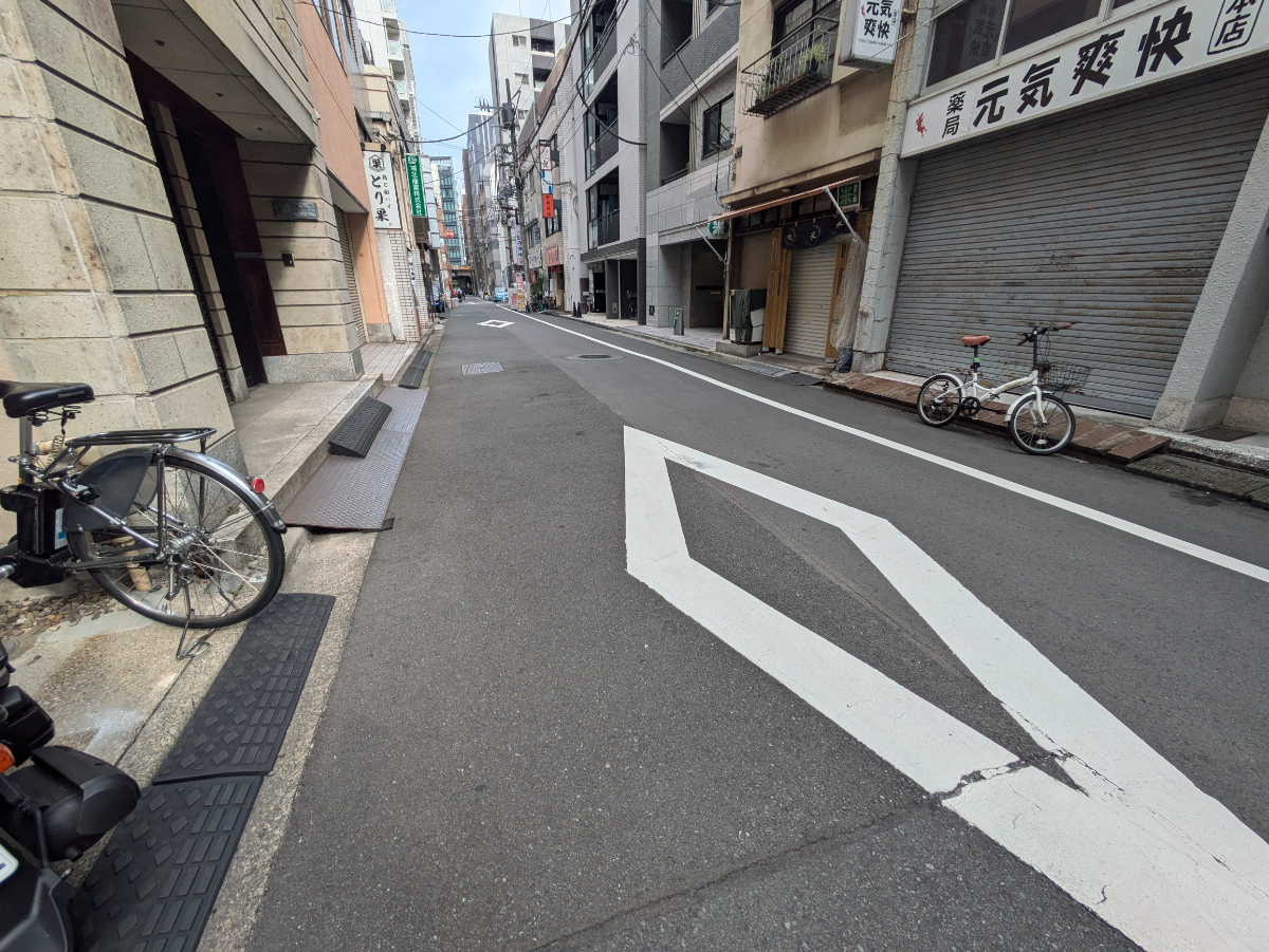 v20251014150839/fresh/building/J00100420216_11