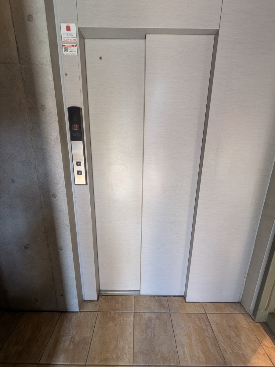 v20251014150839/fresh/building/J00100430366_4