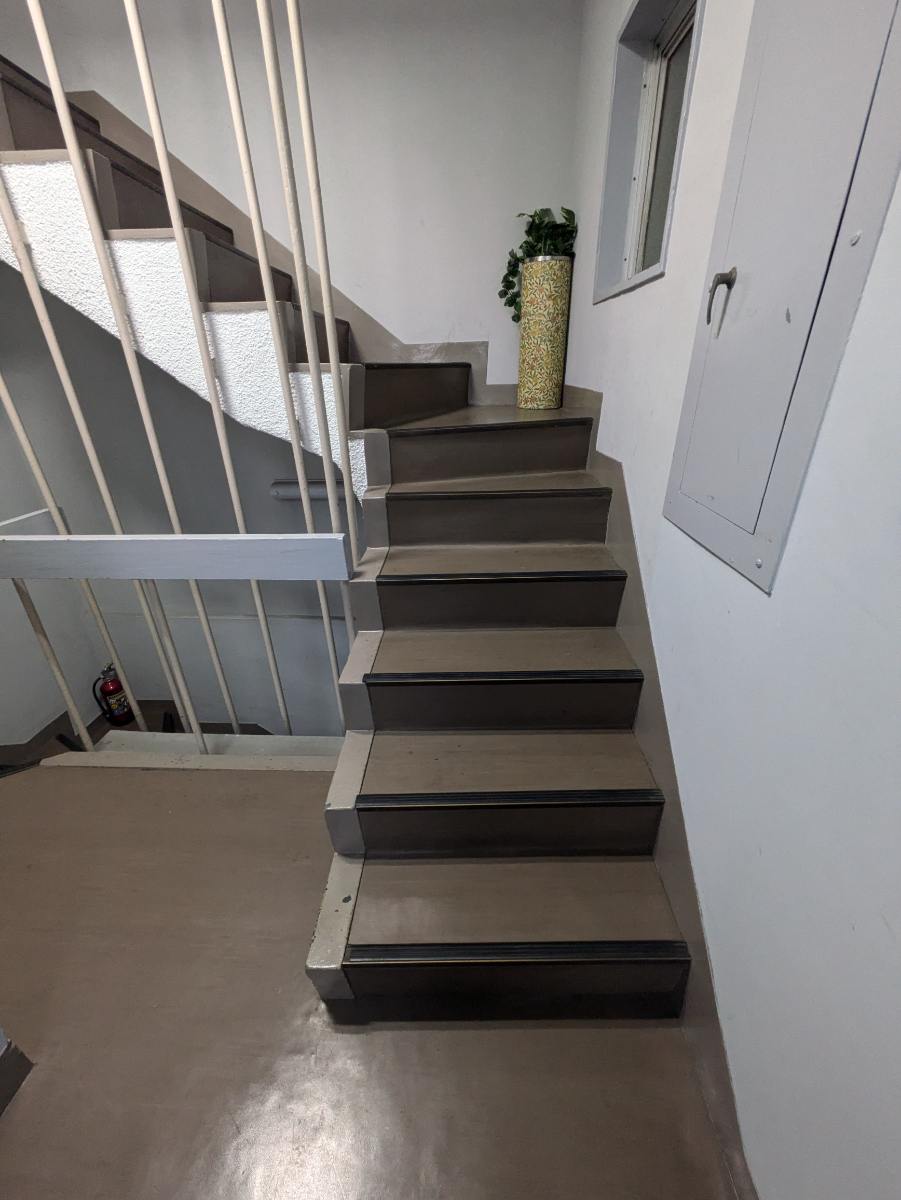 v20251014150839/fresh/building/J00100441545_4