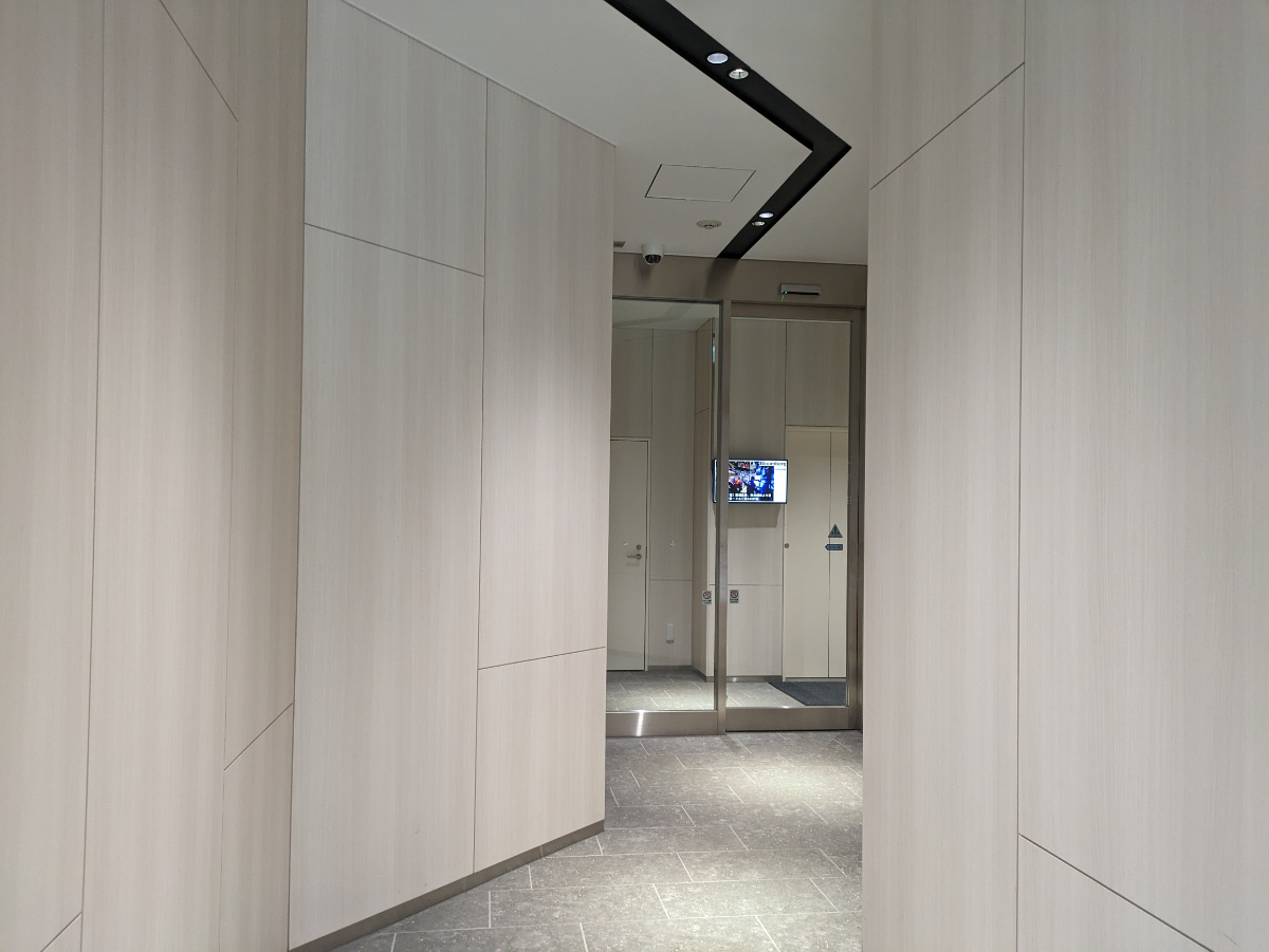 v20251015150655/fresh/building/J00100502826_10
