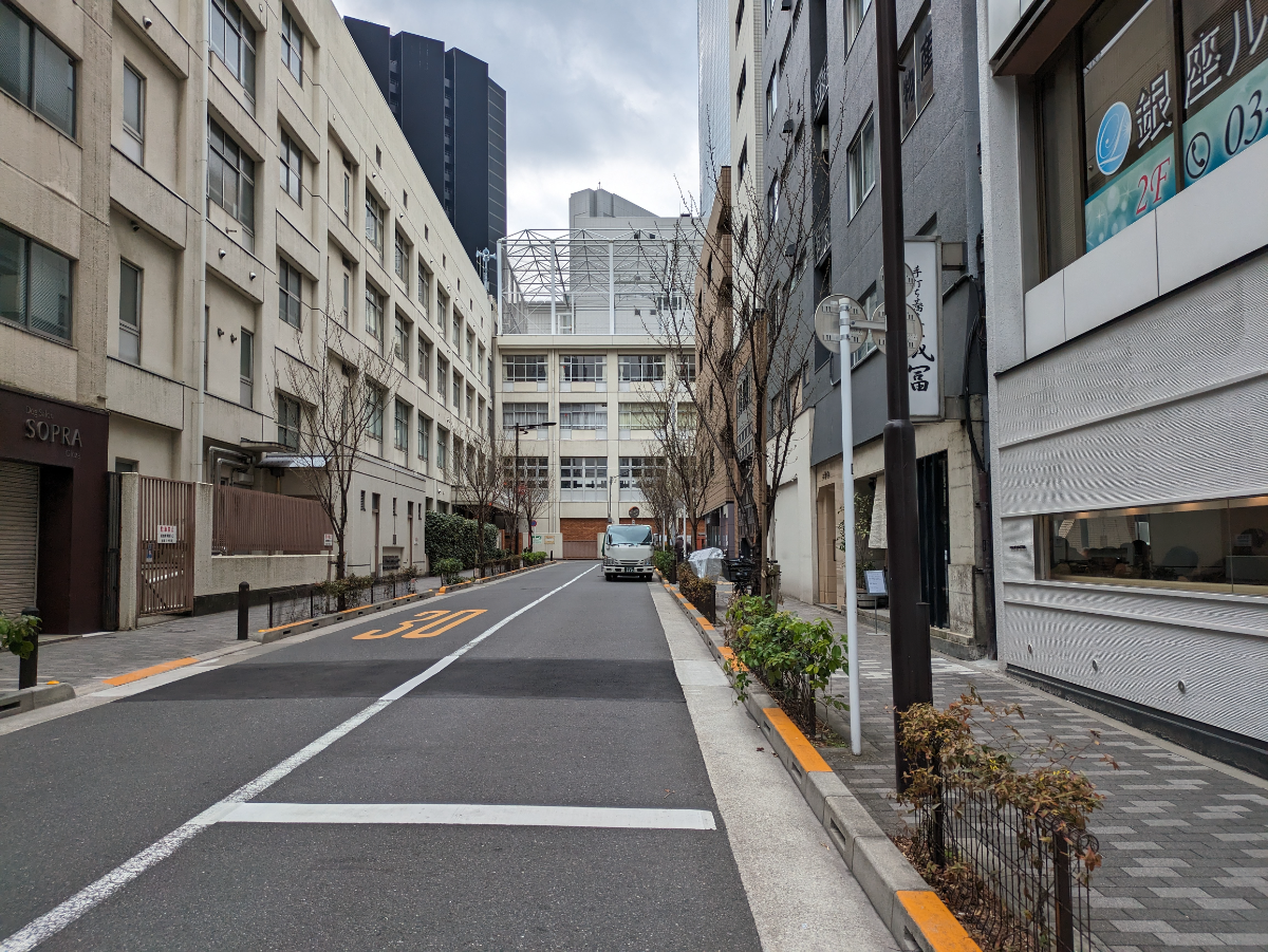 v20251016150709/fresh/building/J00100389182_2