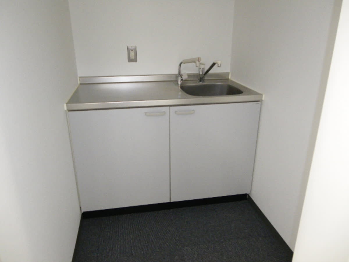 v20251016150709/fresh/building/J00100396242_8