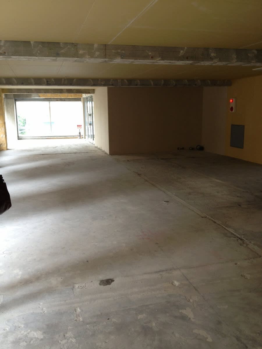 v20251016150709/fresh/building/J00100420825_10