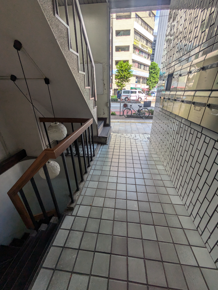 v20251016150710/fresh/building/J00100371287_11