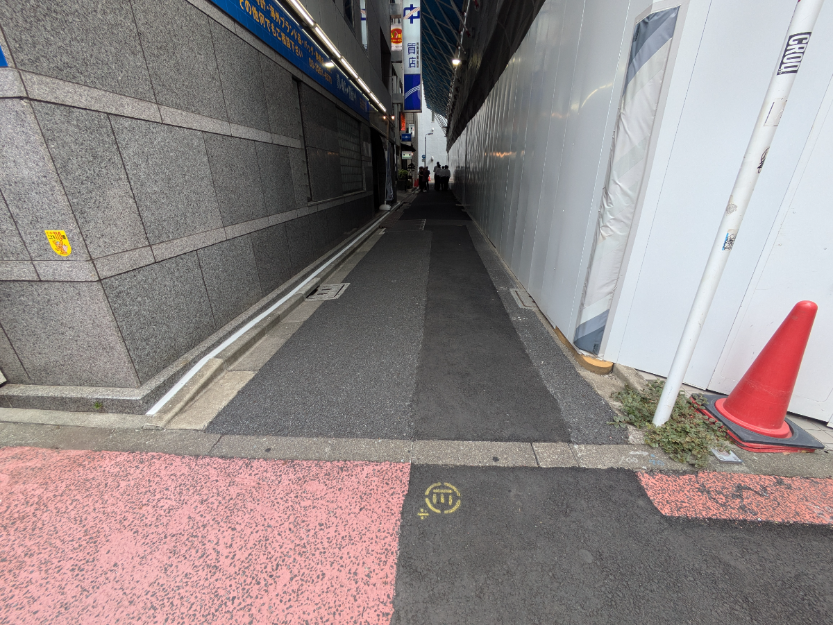 v20251016150710/fresh/building/J00100382461_7