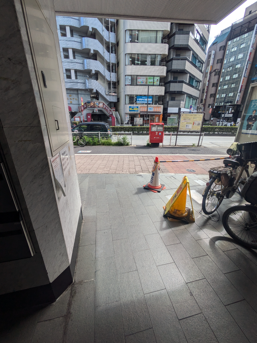 v20251016150710/fresh/building/J00100391361_17