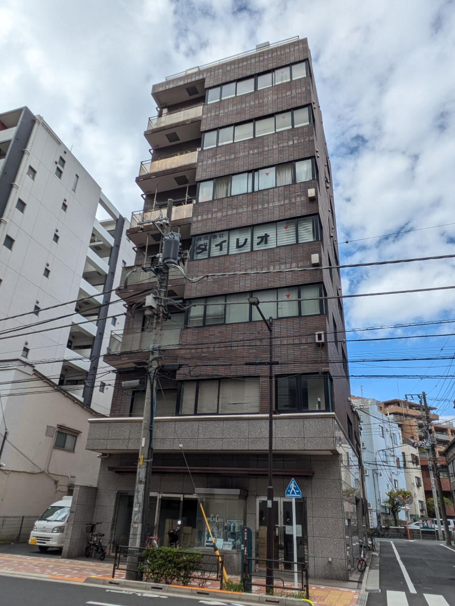 v20251016150710/fresh/building/J00100393993_7