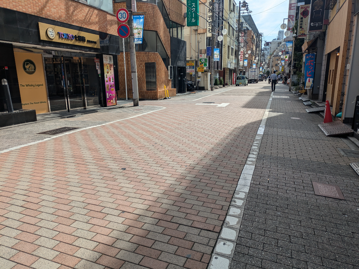 v20251016150710/fresh/building/J00100408862_9