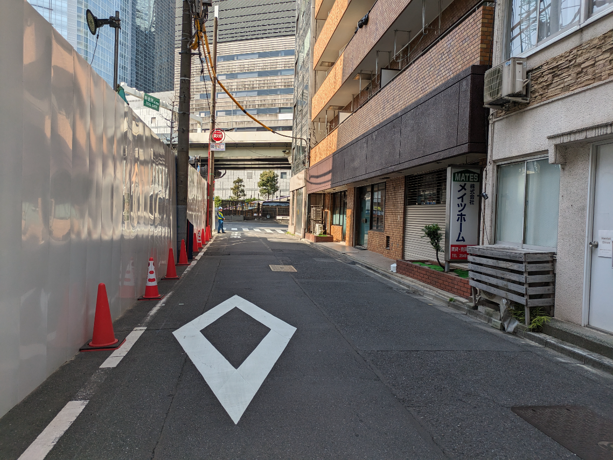 v20251016150710/fresh/building/J00100418512_11
