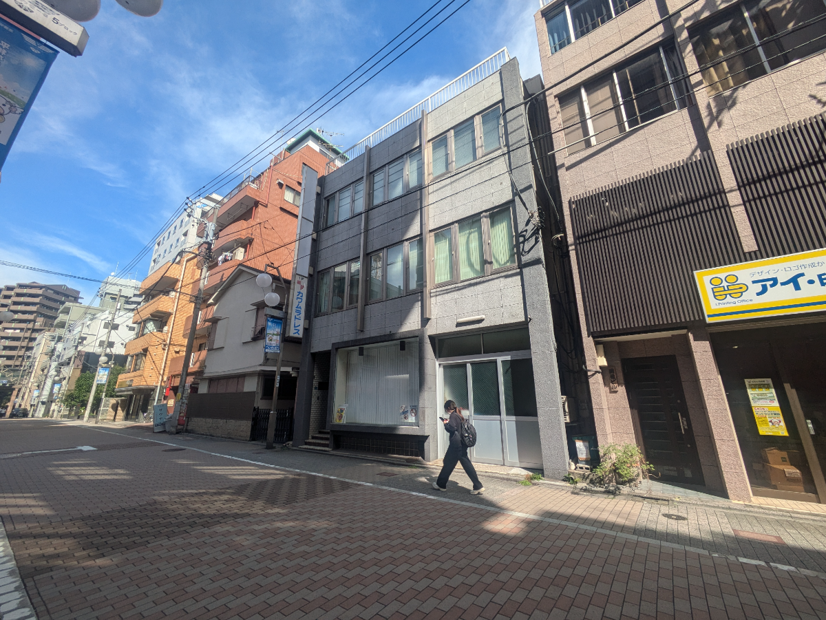 v20251016150710/fresh/building/J00100503976_6