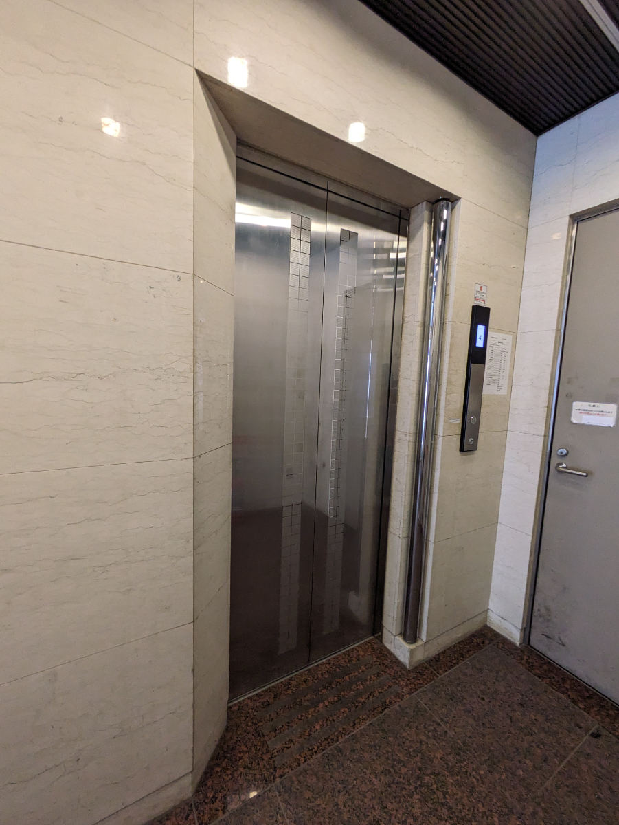 v20251017150706/fresh/building/J00100385661_4