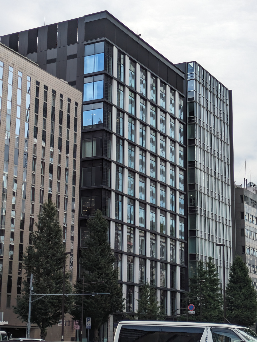 v20251017150706/fresh/building/J00100420104_5