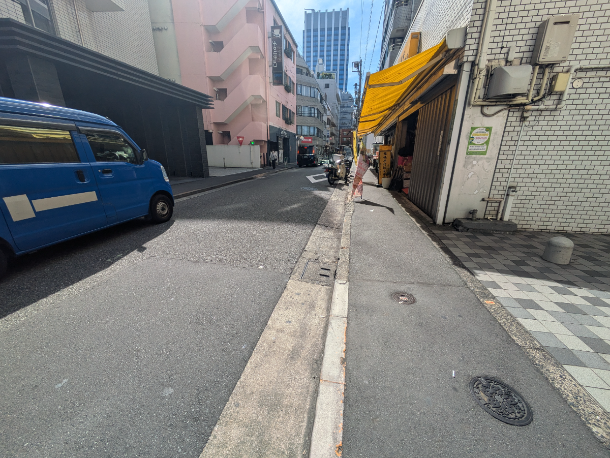 v20251017150706/fresh/building/J00100457830_2