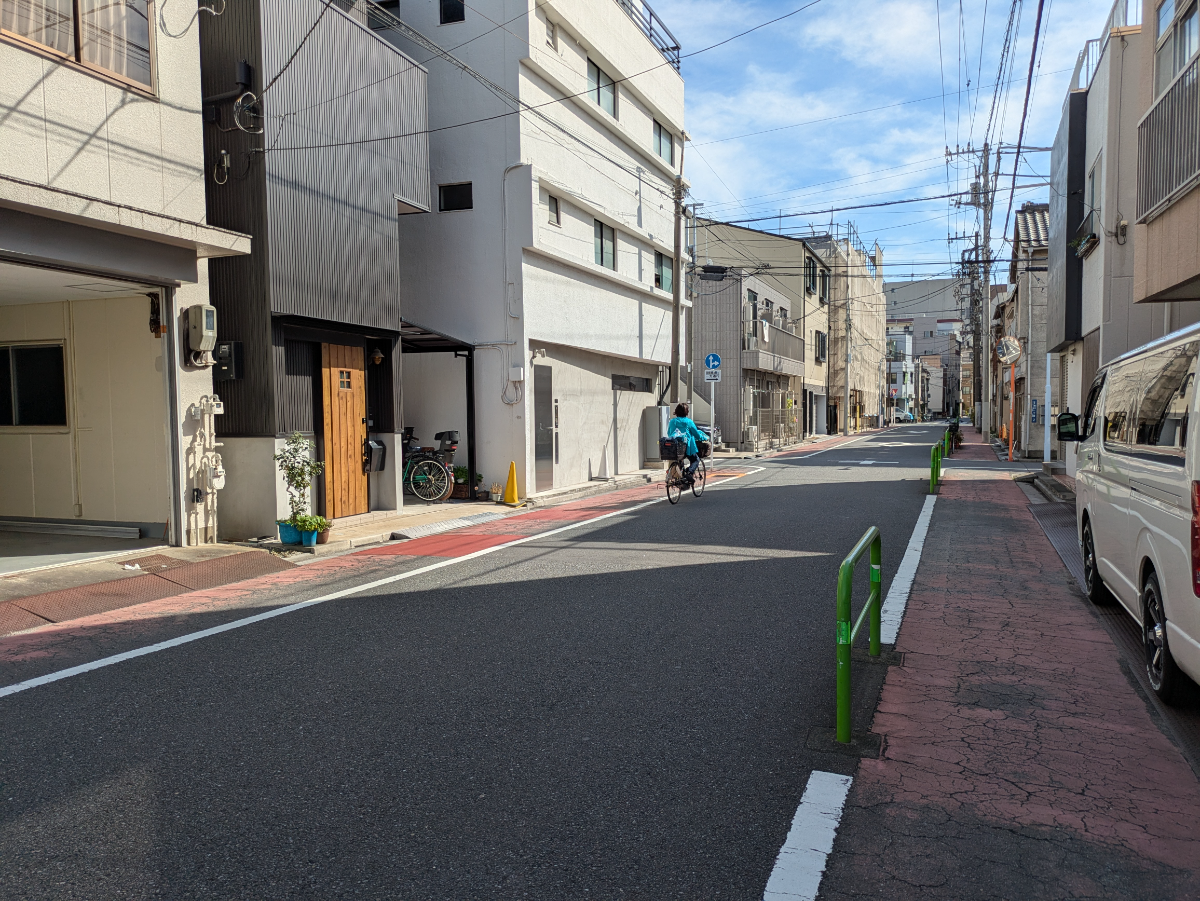 v20251017150707/fresh/building/J00100362138_14