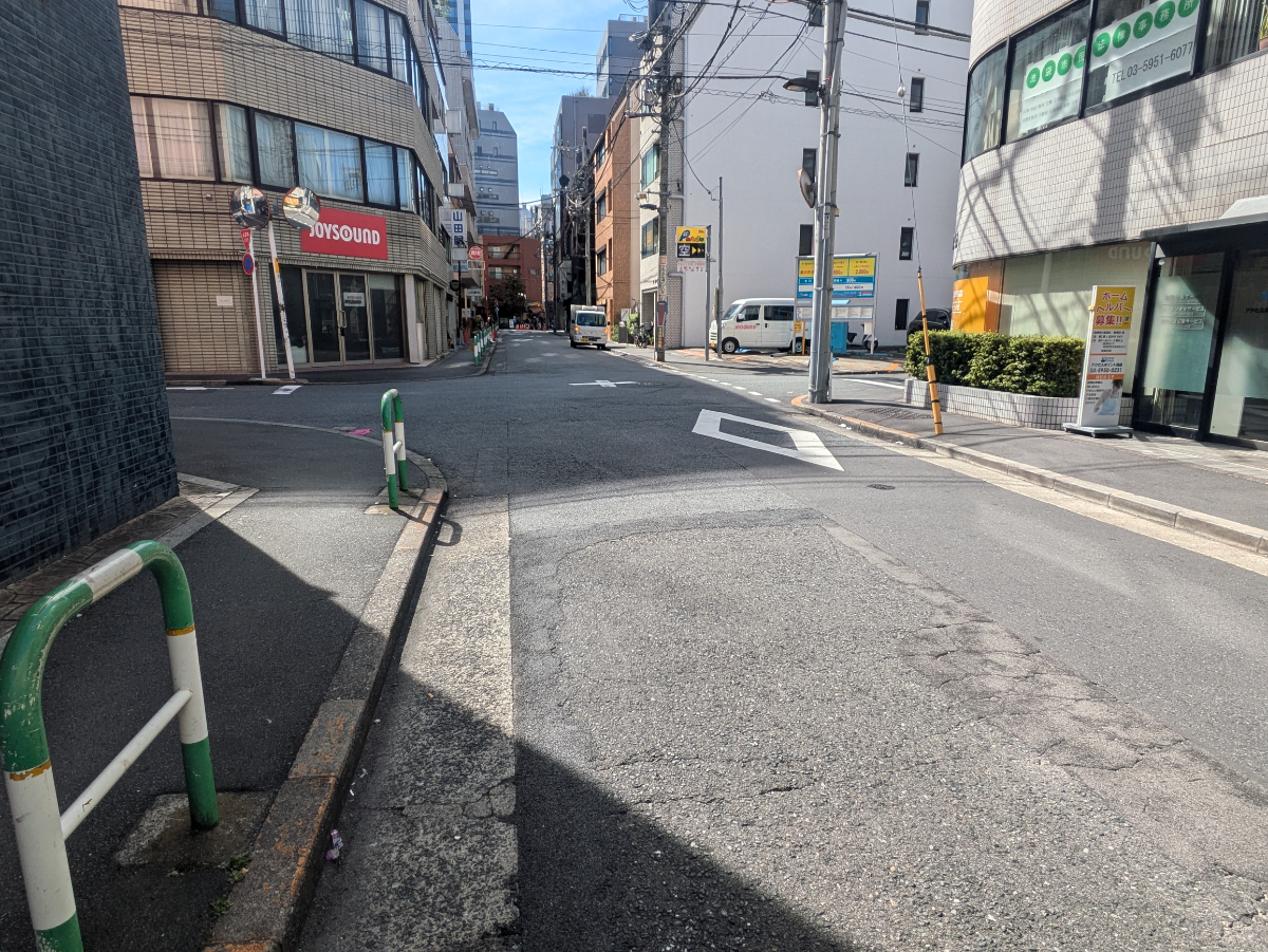 v20251017150707/fresh/building/J00100372506_14