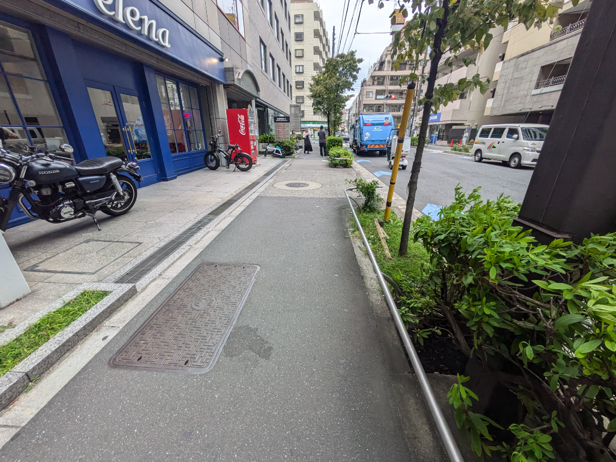 v20251018150606/fresh/building/J00100369616_10