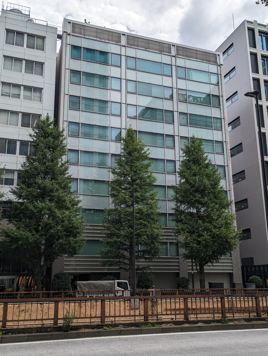 v20251018150606/fresh/building/J00100385596_1