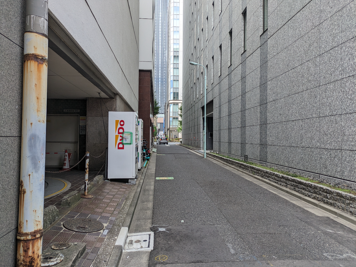 v20251018150606/fresh/building/J00100385596_21