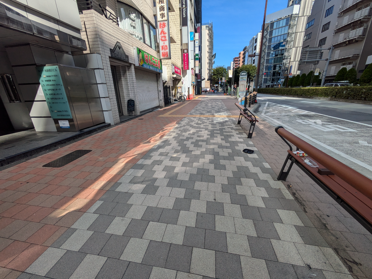 v20251018150606/fresh/building/J00100392379_9