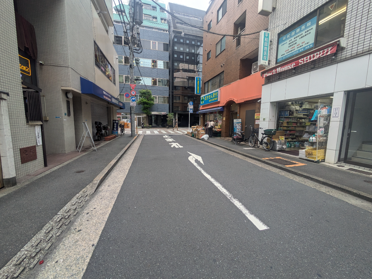 v20251018150606/fresh/building/J00100402115_13