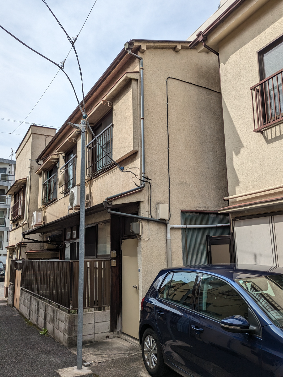 v20251018150606/fresh/building/J00100402889_5