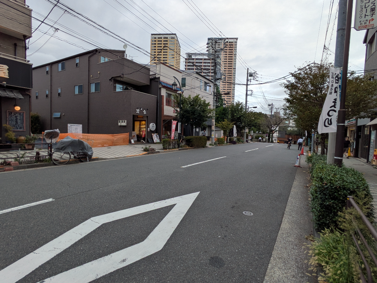 v20251018150606/fresh/building/J00100421450_16