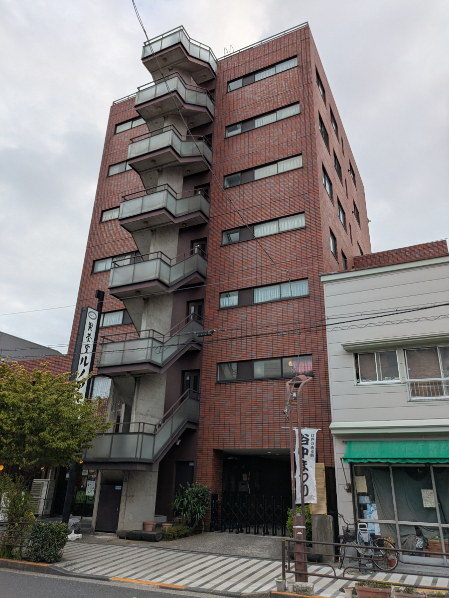 v20251018150606/fresh/building/J00100421450_5