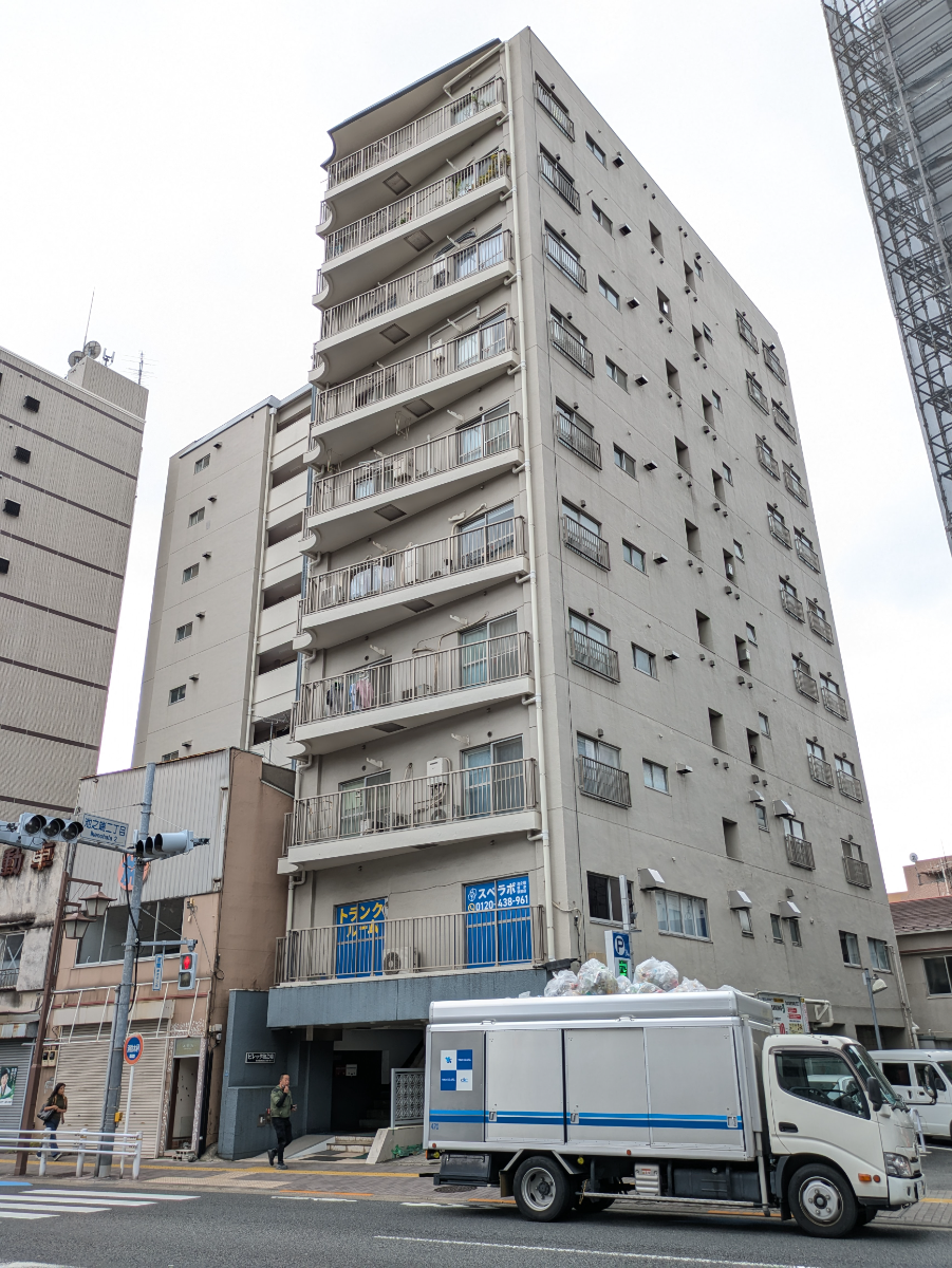 v20251018150606/fresh/building/J00100510056_7