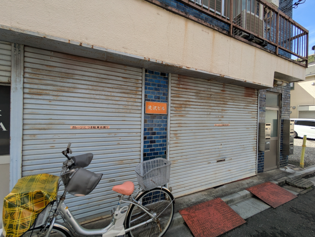 v20251018150606/fresh/building/J00100611284_12