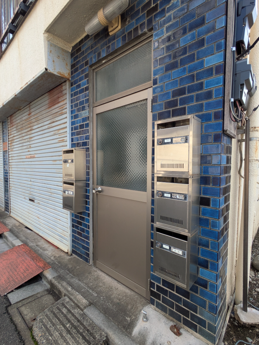 v20251018150606/fresh/building/J00100611284_13